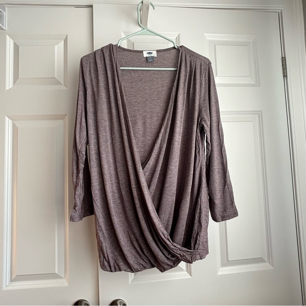 Old navy wrap top size M